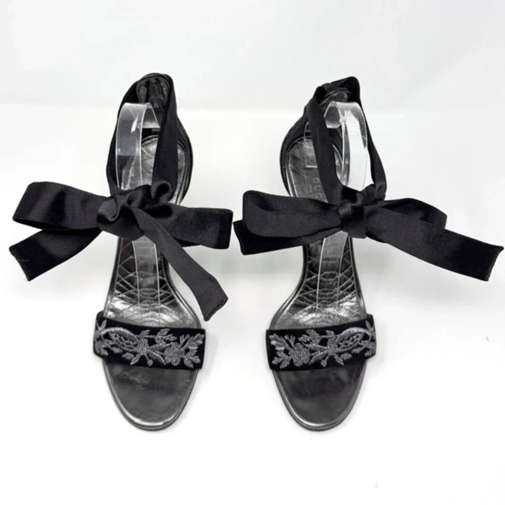 Gucci Tom Ford‎ Era Black Satin Bow Embroidered Heels 8B